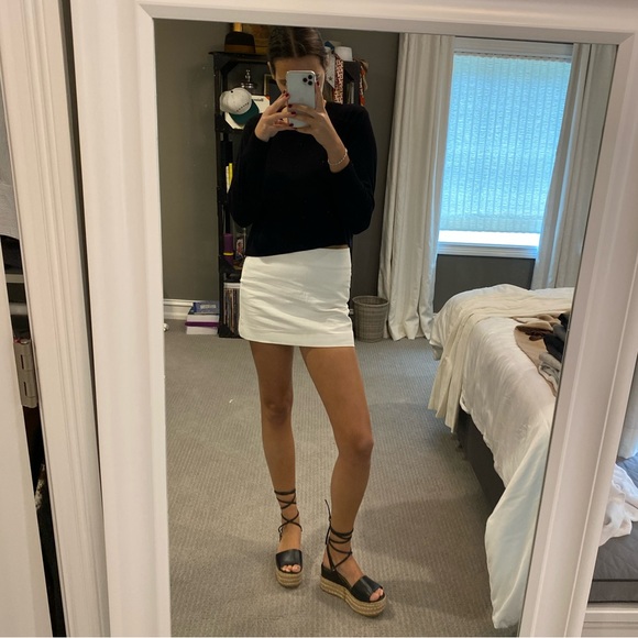 Seniorah Black Leather Wrap-Up Espadrilles - Picture 5 of 16